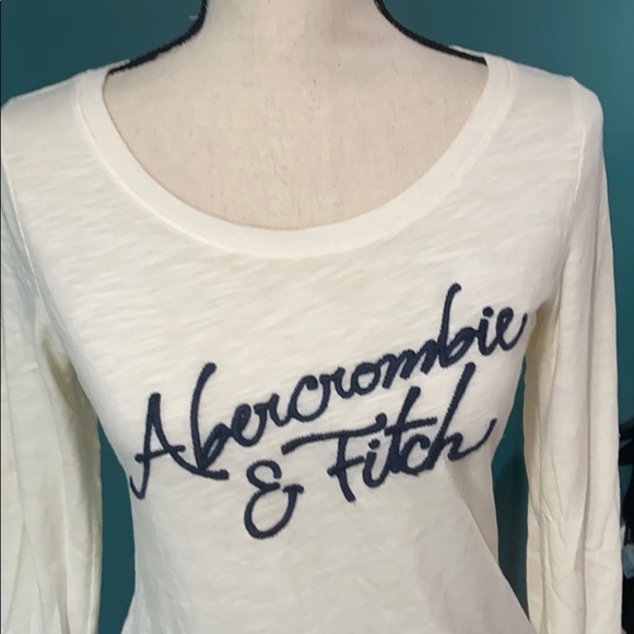 A&F long sleeve T-shirt - Picture 2 of 3